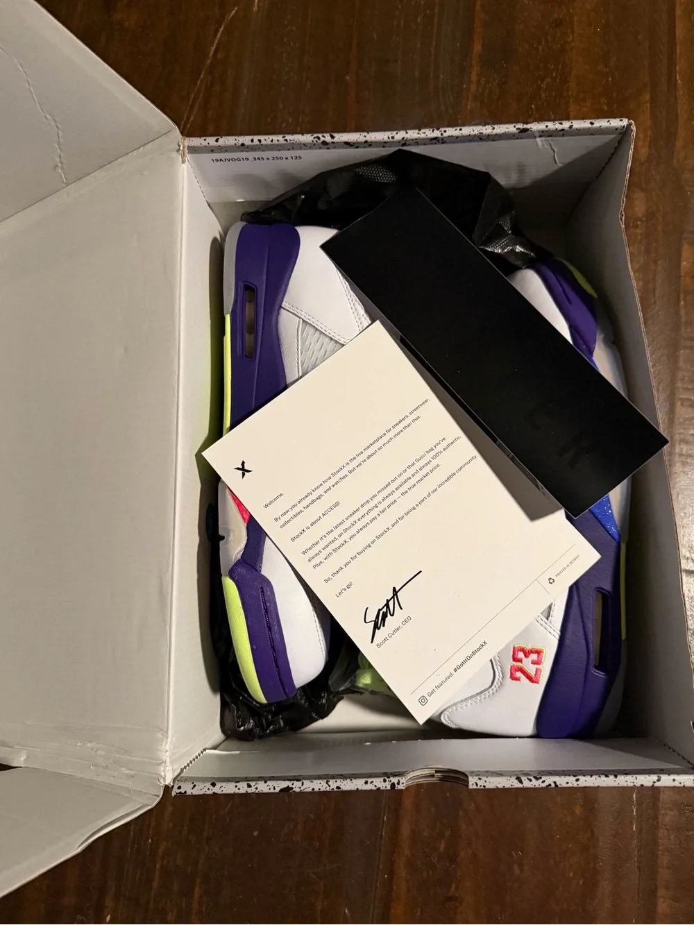 DeadStock Nike Air Jordan 5 Retro 'Alternate Bel-Air' Sneakers - 9M
